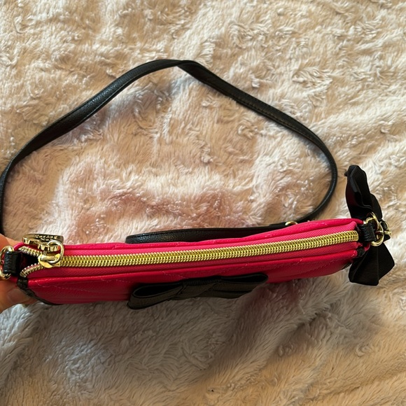 Betsey Johnson Crossbody bag! - Picture 4 of 10